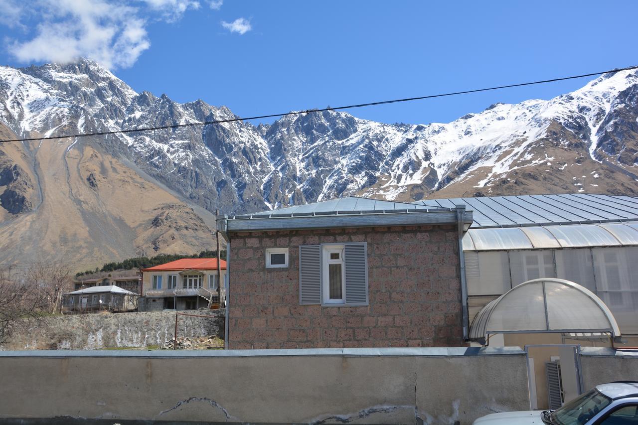 Guest House Kavtarashvili 38 Kazbegi Εξωτερικό φωτογραφία