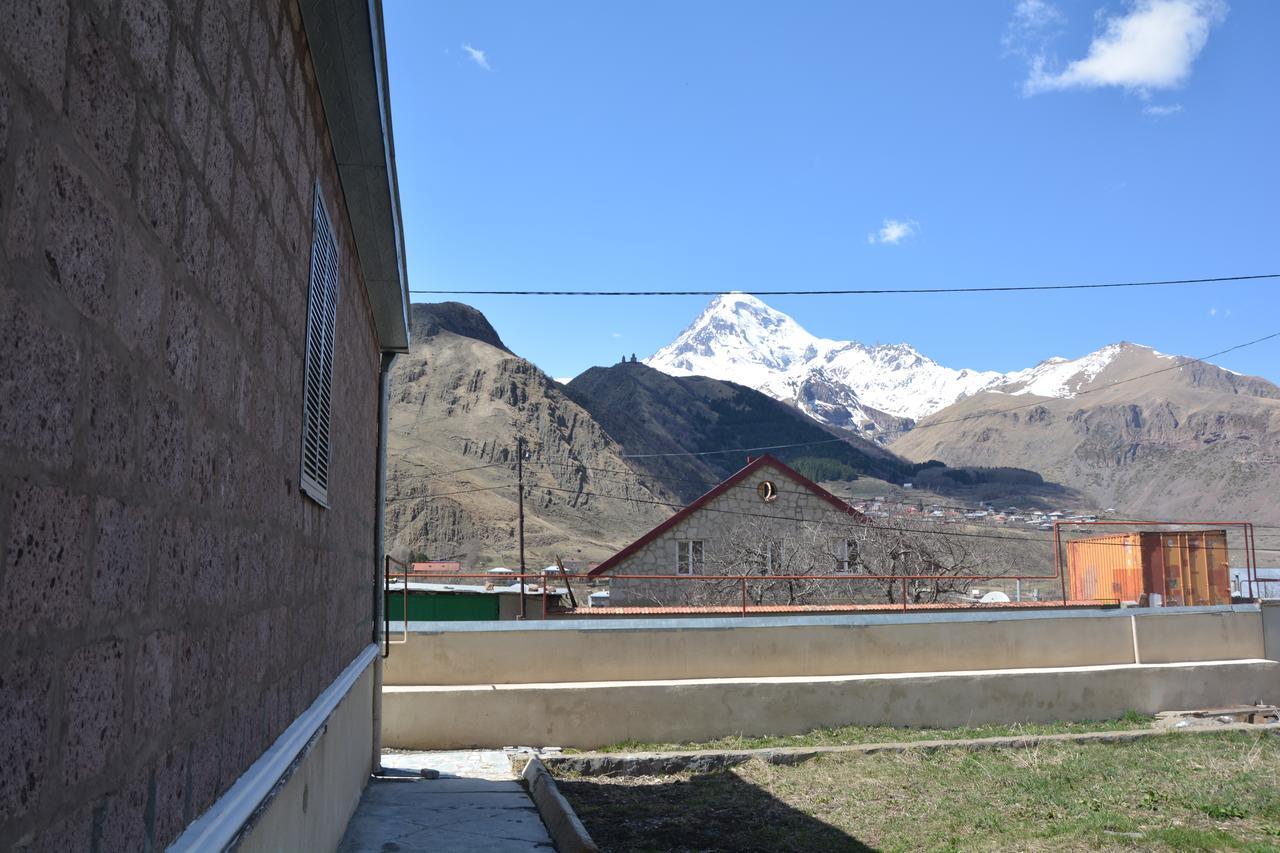 Guest House Kavtarashvili 38 Kazbegi Εξωτερικό φωτογραφία